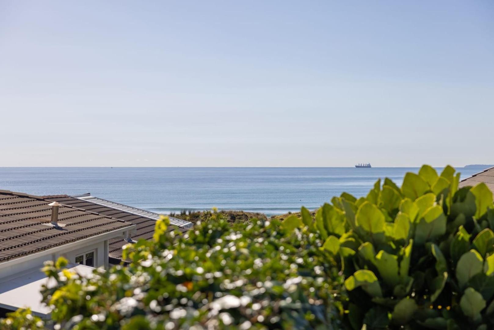 Seaside Beach Retreat - Outdoor Living Villa Mount Maunganui Exterior foto